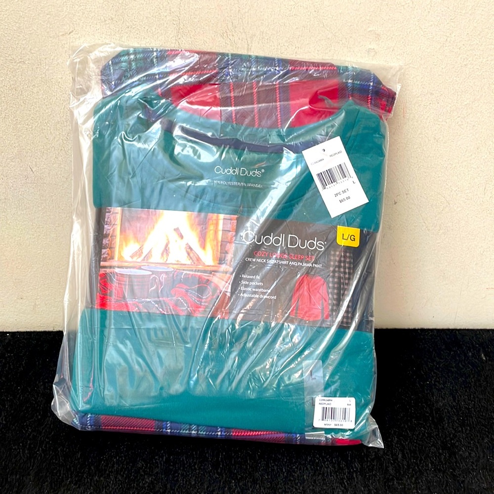NEW Men’s Cozy Pajama Set Size Large